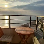 Beachfront Marilyn Lägenhet Durrës