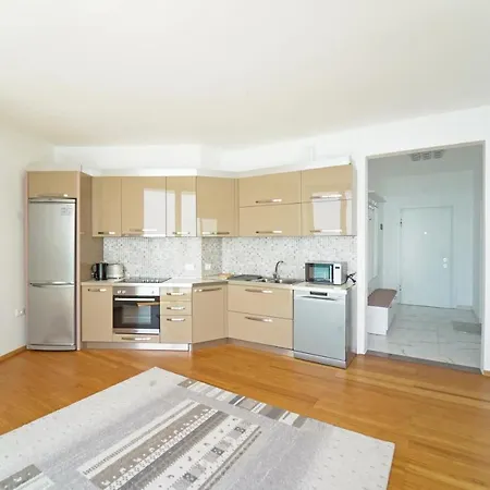 Beachfront Marilyn Appartamento Durrës