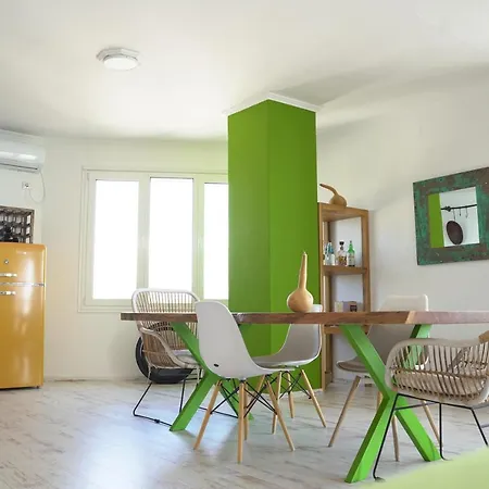 Beachfront Marilyn Apartment *