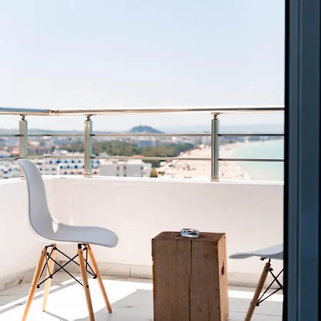Beachfront Marilyn Apartment *