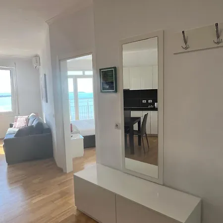 Daire Beachfront Marilyn