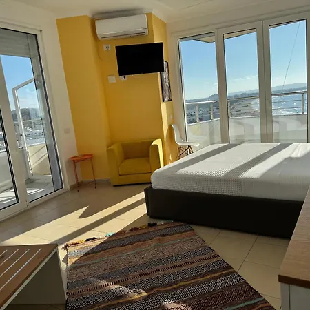 Beachfront Marilyn * Durrës