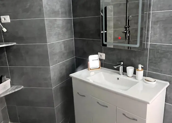 Beachfront Marilyn Apartamento Durrës